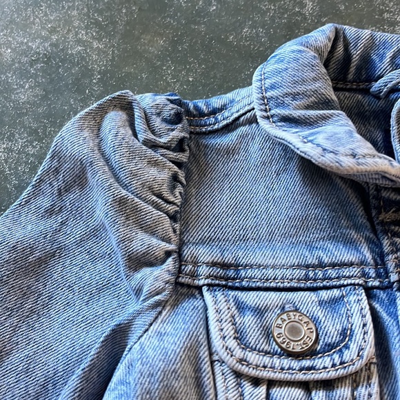 NWT Baby Gap Jean Jacket - Picture 2 of 7